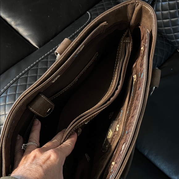 Brown Embroidered Skull Concealed Carry Purse - Picture 6 of 9